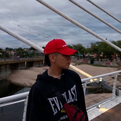 🛩🌍🧉👫