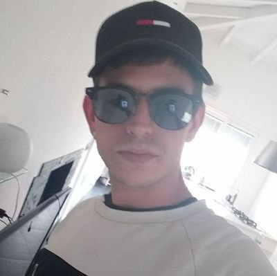 Alessan74420640's profile picture. 