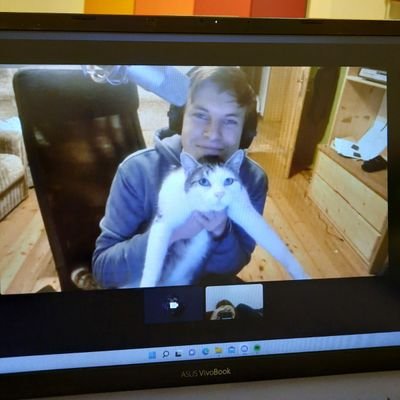 HalvroCSGO's profile picture. CS2 / G2 Fanboy                
🇮🇹