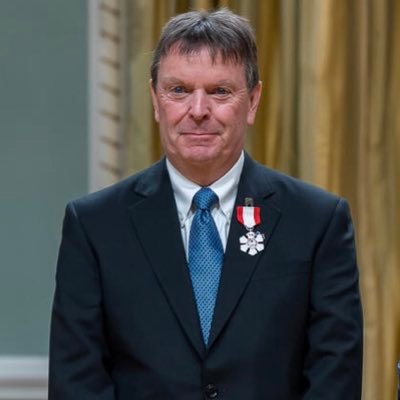 Ordre du Canada,Ordre du NB,Ordre des francophones d’Amérique, Professeur Émérite en droit,Prix Paul Harris,Prix Neil McKelvey,Droits linguistiques