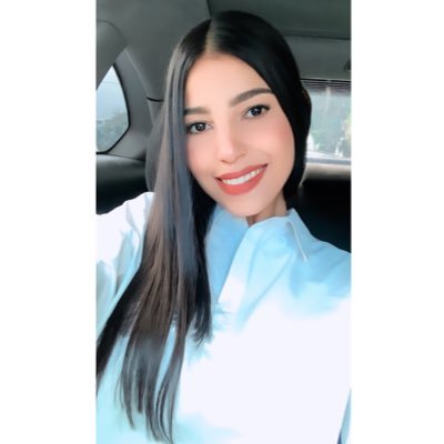 amandamscheker's profile picture. now • here • this 💫