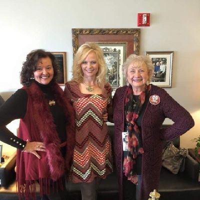 sjsnowflake's profile picture. Married to @gregljenkins33
Here for BAMA content 🌊🐘