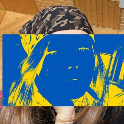Софія, не люблю птахів. котик зловив пташку #укртві 🇺🇦 націоналістка