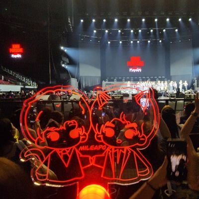 🇸🇬 | '94 | Officially retired fangirl |
@wokkychan for more KPTS