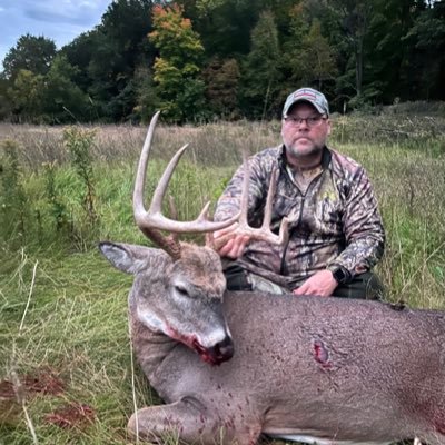 Owner/Operator @HabidyLodge. Whitetail guide for Rutting Ridge Outfitters, Buffalo County, Wisconsin.