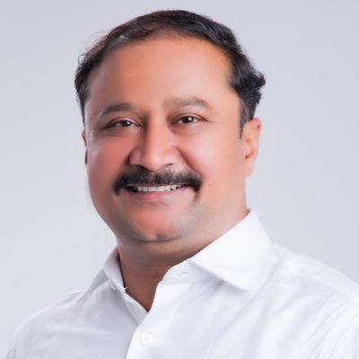 Moinrn's profile picture. I hate politics