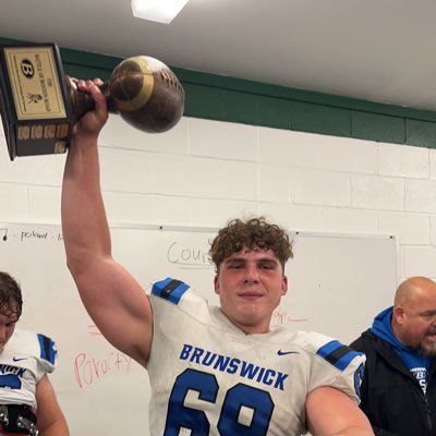 Brunswick 2023, 6’3 250 Center/Defensive End ,3.0 G.P.A, 330 bench , 445 squat , 290 clean