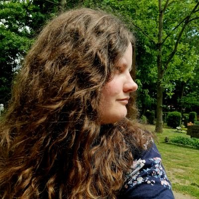 MissPink2293's profile picture. ⛰️❤️