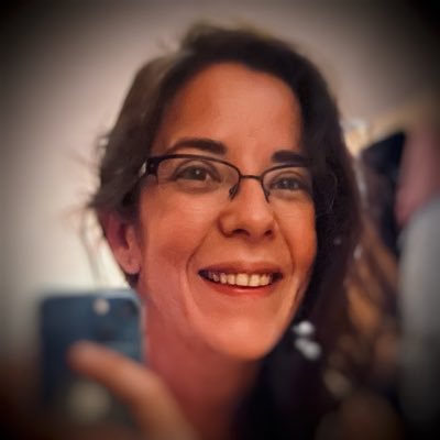 verajoana's profile picture. 