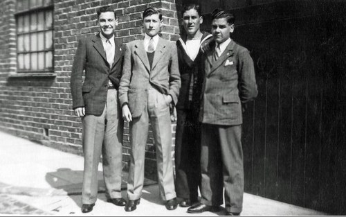 Mollusc52's profile picture. 11 years retired CTSO. Husband, father of 2 and stepfather to 2 with 6 Grandaughters. Active in Commercial Square Bonfire Society and Lewes Bowling Green Socty