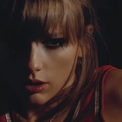 Daylightzaizai's profile picture. 尾气