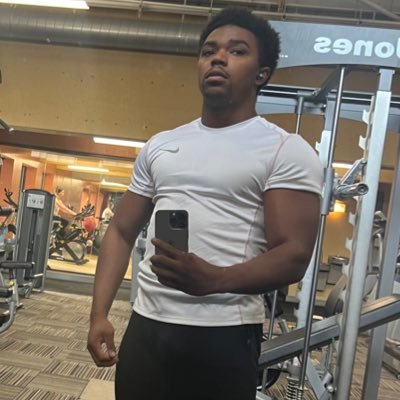 willwr1ght's profile picture. 