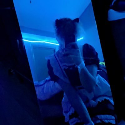 Loveable Femboy | Bi | Secret Account (Shhhhh) | 24 | Taken 🖤 | I love thigh highs way to much | Never showing my face, sorry! DMS Open | ⚠️Minors GTFO 💫⭐️