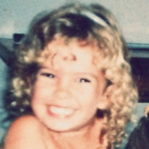 Sou um Fc novo dedicado a @Lua_Blanco de rebelde s2,e de todos os outros intregantes da novela Bjo! me siga