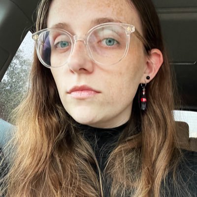 nelskrista's profile picture. she/her • half agony, half hope