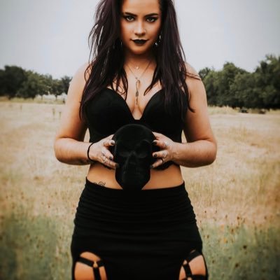 runfastschmeags's profile picture. #oklahomagirl #foodie #wifey #leo #oufootball #guns #bartender #mommatoafurbaby #libertarian