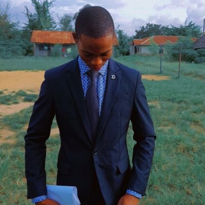 MakindePeter7's profile picture. |💯❤️4️⃣ God 
|Trust the process ❤️
|Proud Uiite 
|Equine lover
|Vet to be
|Stamford bridge faithful 💙💙
|Loves chess ♟️(400 elo 😒)