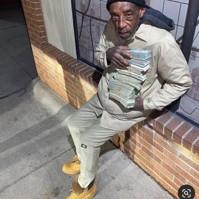 bobby_douche's profile picture. the waterboy wit dry humor