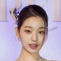 rr (@hahahahayarim) 's Twitter Profile