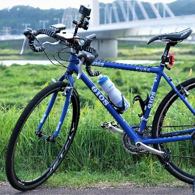 GIOS PURE DROP（2013年）、BROMPTON  C Line Explore Mid M6L ピカデリー ブルー。カメラ　FUJIFILM X-S10。FC東京サポ。休日にサッカー観戦、自転車での輪行や喫茶店巡りをしています。ゆるポタです(*´ω｀*)