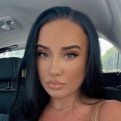 Cat_Lewins's profile picture. 