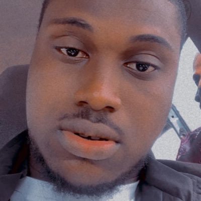 OpeYEMI88771363's profile picture. Your favorite concubine 😁😁