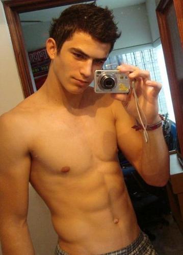 YavaNiko's profile picture. Sexy, sexy body! Everything good you'll find it on me. Over me, and inside me. xoxo