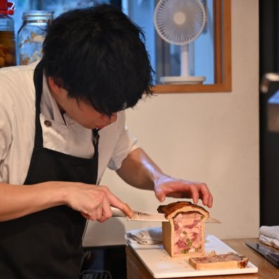 Tokyo 料理人 25歳　  Instagramも活動してます。