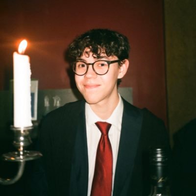 amichay_yuval's profile picture. medical student @cambridge_uni • he/him