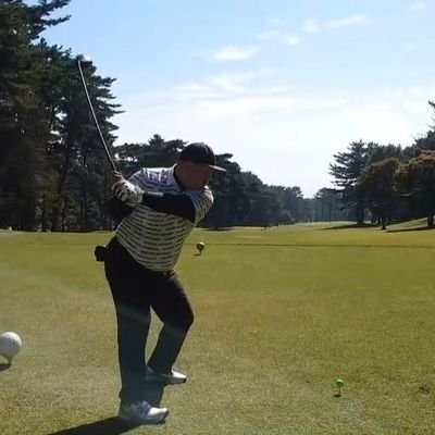 専ら、群馬県内藤岡 安中 赤城方面のコースに行きます⛳
2022年Ave.95.8
2023年Ave.93.2
ベストスコア81、ハーフベスト37✌️
2024年目標はAve.90、100打たない！
趣味は当然のゴルフ ウイスキー 京都 です！よろしくお願いします🙏