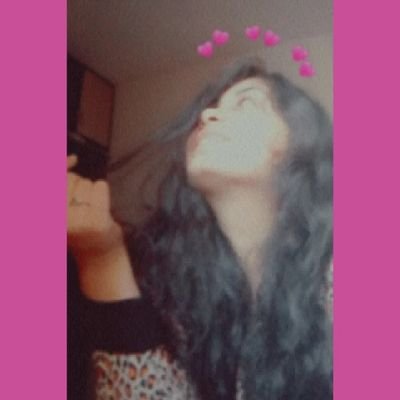 thenishiii's profile picture. Bholi bhali aam si ladki,
kavitao mein chipe hai jiske raaz
wo azaad si ladki🌻