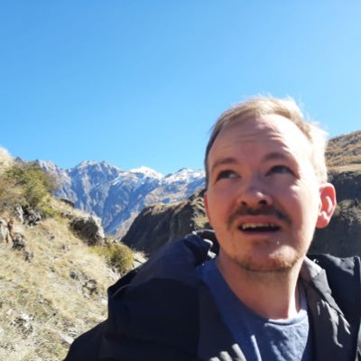 Left-leaning European centrist; believer in restoring proper democratic infrastructure to the West; not a fan of extremes.
🎬 🐦🐋⛰️🚂🌳🥾📝