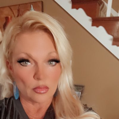 TabbyNelson13's profile picture. 