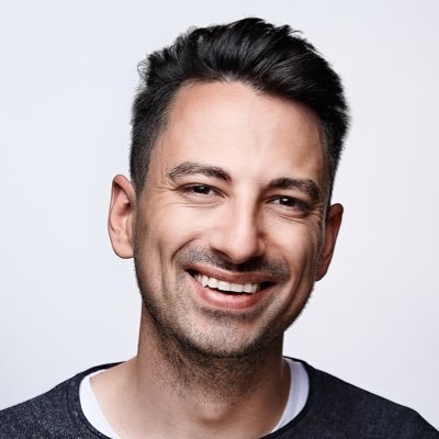 LaszloSchuerg's profile picture. Indie builder & software engineer