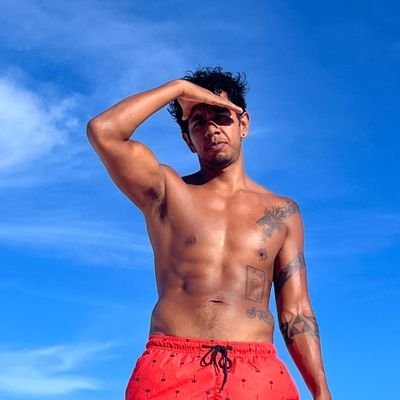 Lic. Nutrición 🍎
Un simple mortal que le gusta el ejercicio 🏋🏻♂️🤟🏿