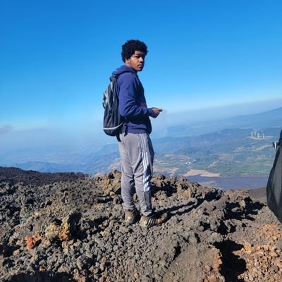 AdamPhilogene's profile picture. Babson College
C/O '26 
🏉