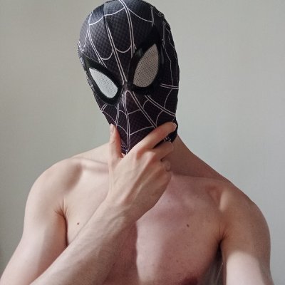 DMs open ( always respond :P ) / open to custom requests & collabs