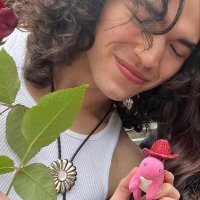 max🪩🌹|| anti-hero era (@sunsetjigsaw) 's Twitter Profile