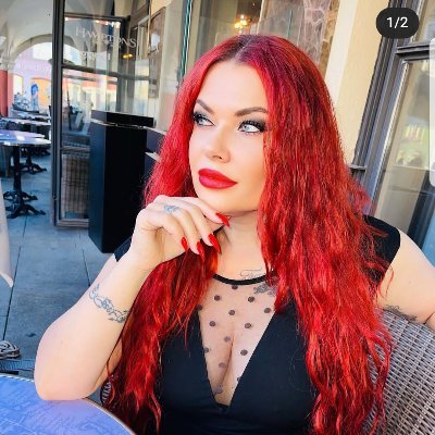 Rosemar21984084's profile picture. 