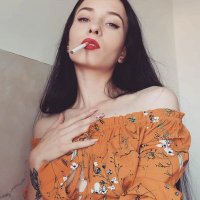 Miss Sara 🚬 (@fun2xmr) 's Twitter Profile