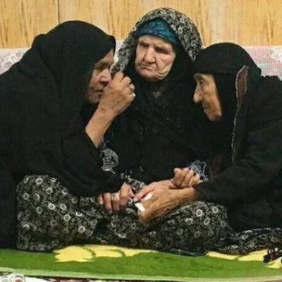 هرگزب تو دستم نرسد ماه بلندم اندوه بزرگیست چه باشی چه نباشی...