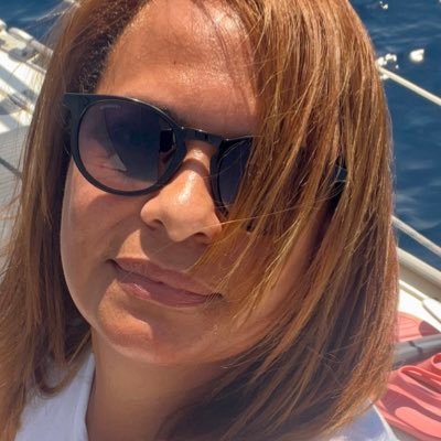 yenniloysi's profile picture. 