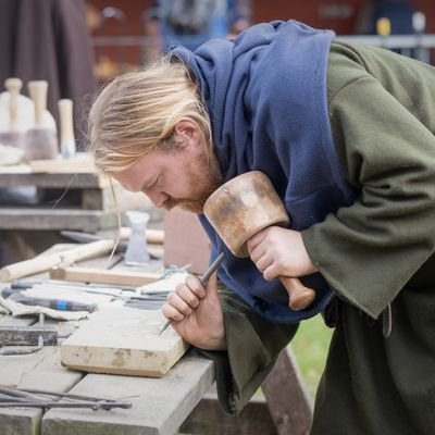 Former Cathedral Stonemason moving back to commercial work. 
Medieval Masonry Demonstrator and lover of historic fabric. 
Graduate of @cwfcathedrals