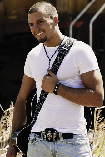 Big fans of @KolbyGrayMusic! Check him out!!