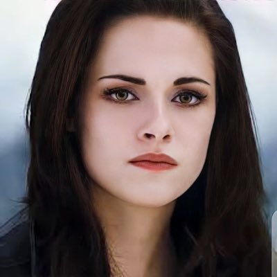“I like the night. Without the dark, we’d never see the stars.” ⋆⁺₊⋆ ☾ ⋆⁺₊⋆ ☁︎ Vampire, Mother of @MiracleChild_C || parody account