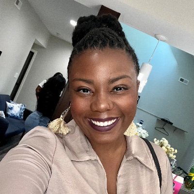 Hampton U. Savannah’s mommy. MSB’s better half. Nurse Educator. Peloton enthusiast.