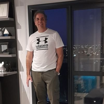 mlmarchini's profile picture. Periodista. Cinéfilo empedernido. Amo los cafés. Cuenta para catarsis personal. Peronista y Pigliano. En ese orden.