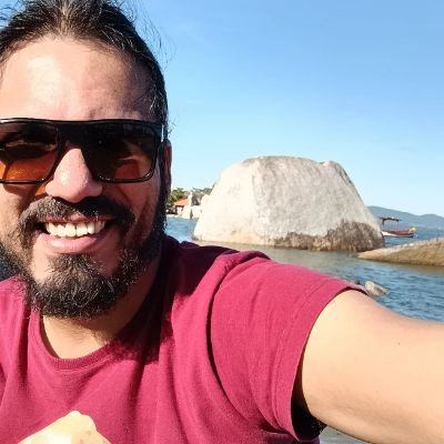 tselliach's profile picture. 