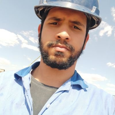 RafaelmotaDias3's profile picture. Um ser que não aguenta mais política🤦            
          Artista 3D em formação🏛️