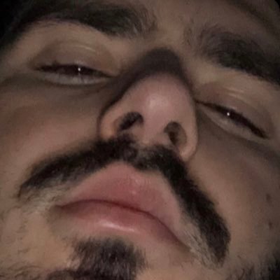 0xHellbone's profile picture. il m’manque toujours quelque chose, c’est ça ma vie